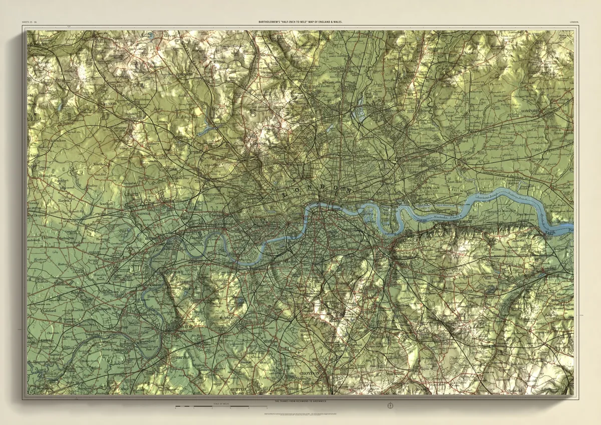 London: Bartholomew’s half-inch map of the Thames from Richmond to Greenwich, shaded from measured terrain